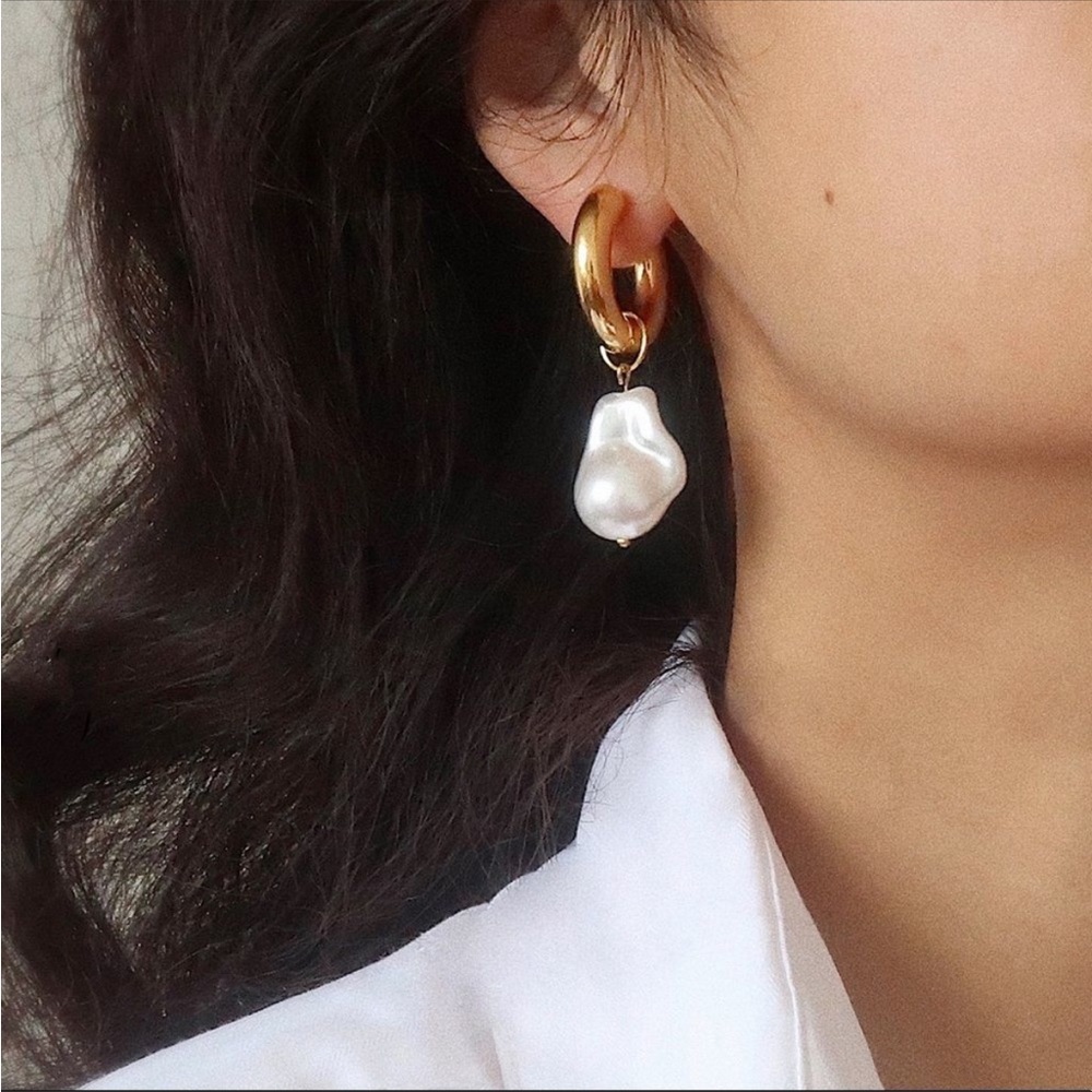 18K Gold Plated Baroque Pearl Drop Earrings